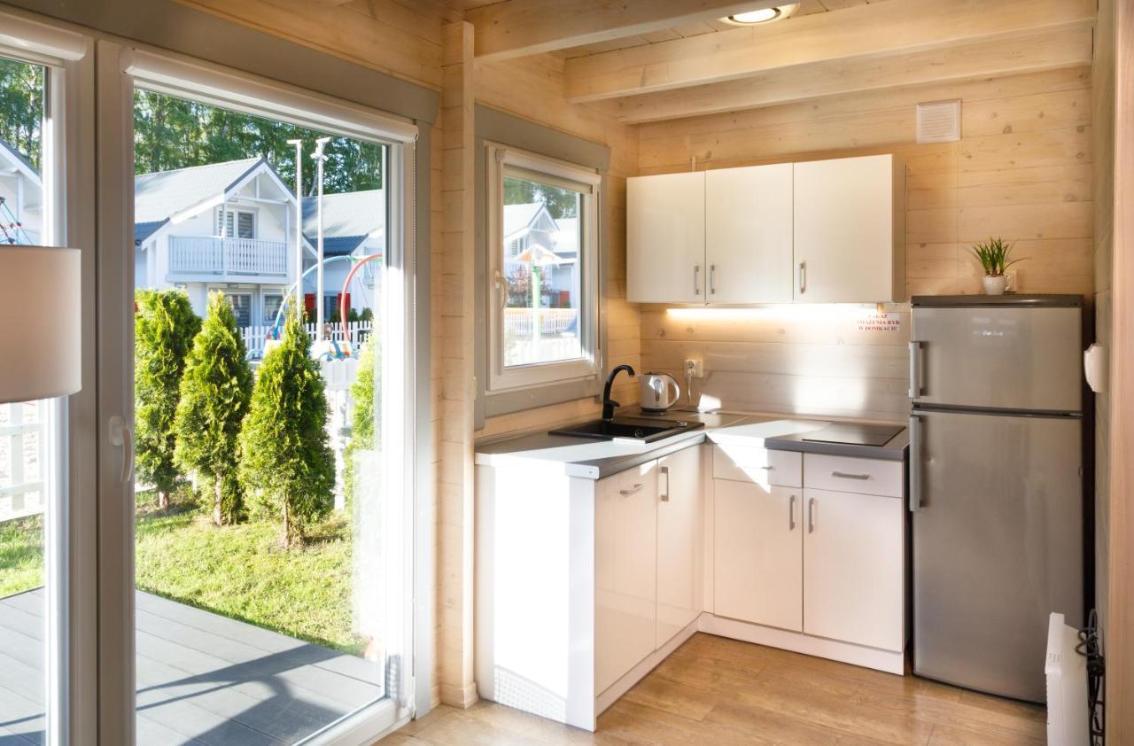 Collins Holiday Ustronie Morskie Exteriör bild