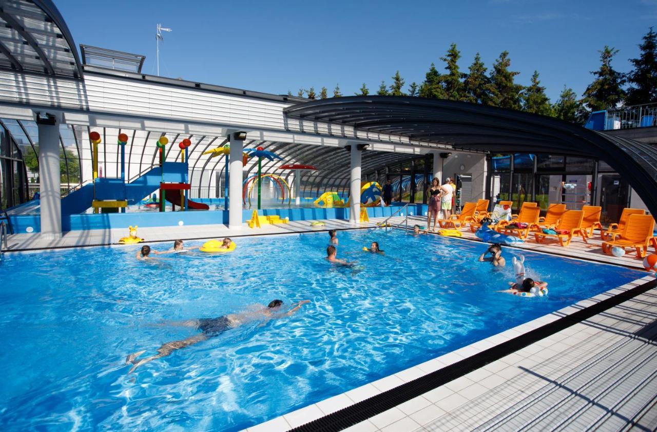 Collins Holiday Ustronie Morskie Exteriör bild